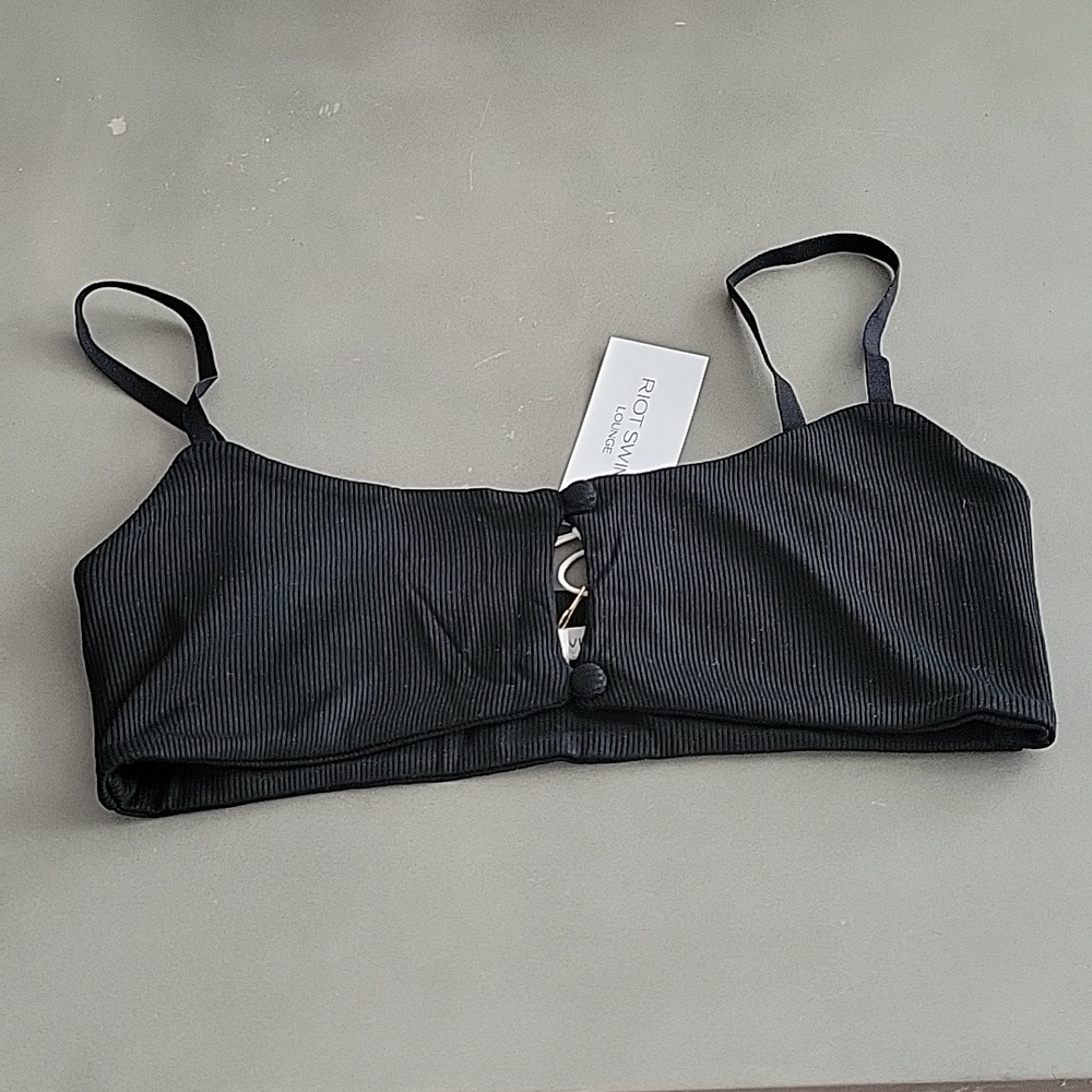 Riot Swim Black Lounge Top Size M